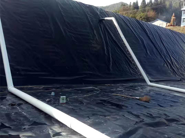 水產(chǎn)土工膜進行雙層鋪設(shè)效果倍增