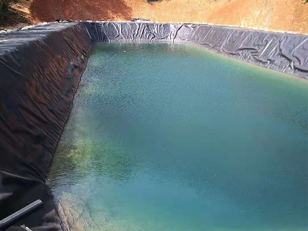 水產(chǎn)養(yǎng)殖防滲膜的摩擦性能主要表現(xiàn)有哪些？