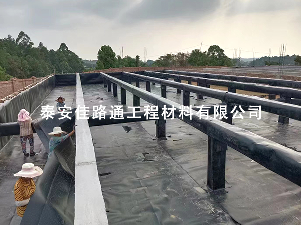 養(yǎng)殖防滲膜在水產(chǎn)養(yǎng)殖行業(yè)具有一定滲透性