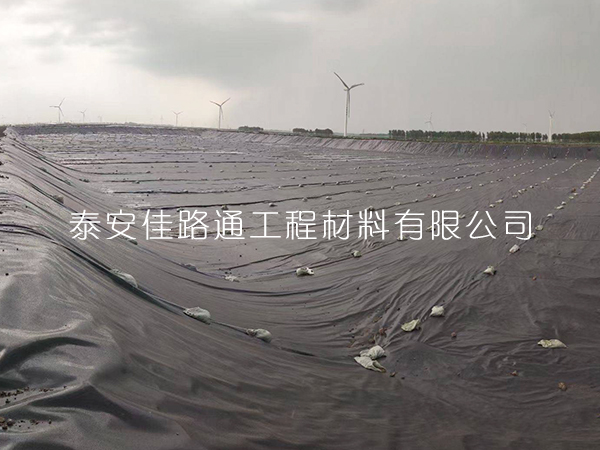 魚(yú)塘防滲膜施工需要注意哪些問(wèn)題要點(diǎn)？