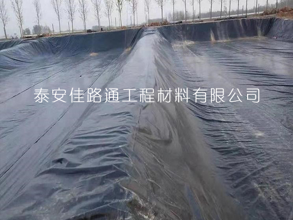 關(guān)于HDPE土工膜的驗收有哪些注意事項？