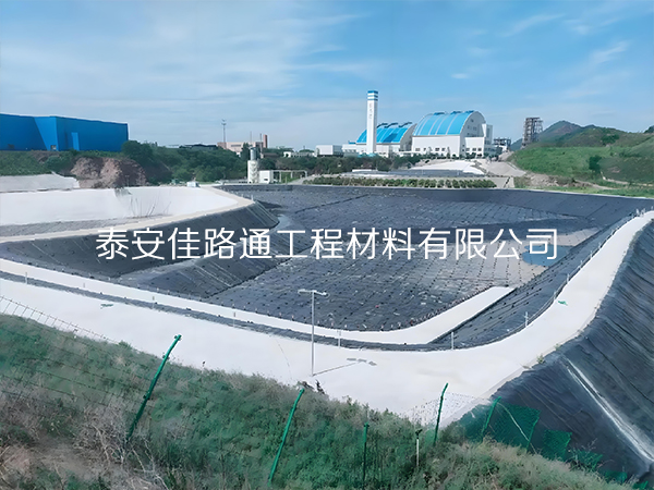 魚塘防滲膜在鋪設(shè)過程中須避免的兩大問題 魚塘防滲膜在鋪設(shè)過程中須避免的兩大問題