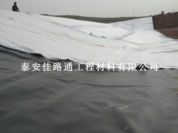 垃圾填埋場防滲膜破損修復(fù)指南:精準(zhǔn)處置筑牢防滲閉環(huán) 垃圾填埋場防滲膜破損修復(fù)指南:精準(zhǔn)處置筑牢防滲閉環(huán)